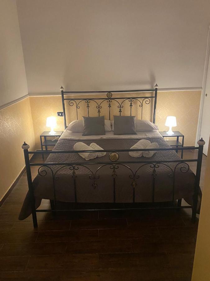 Reginella Bed & Breakfast Наполи Екстериор снимка